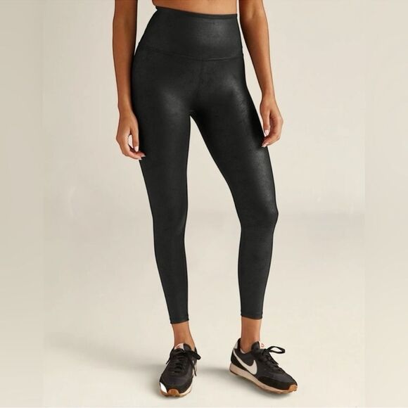 Beyond Yoga Black Shine Faux Leather High Waisted Legging Size Small - Picture 1 of 8